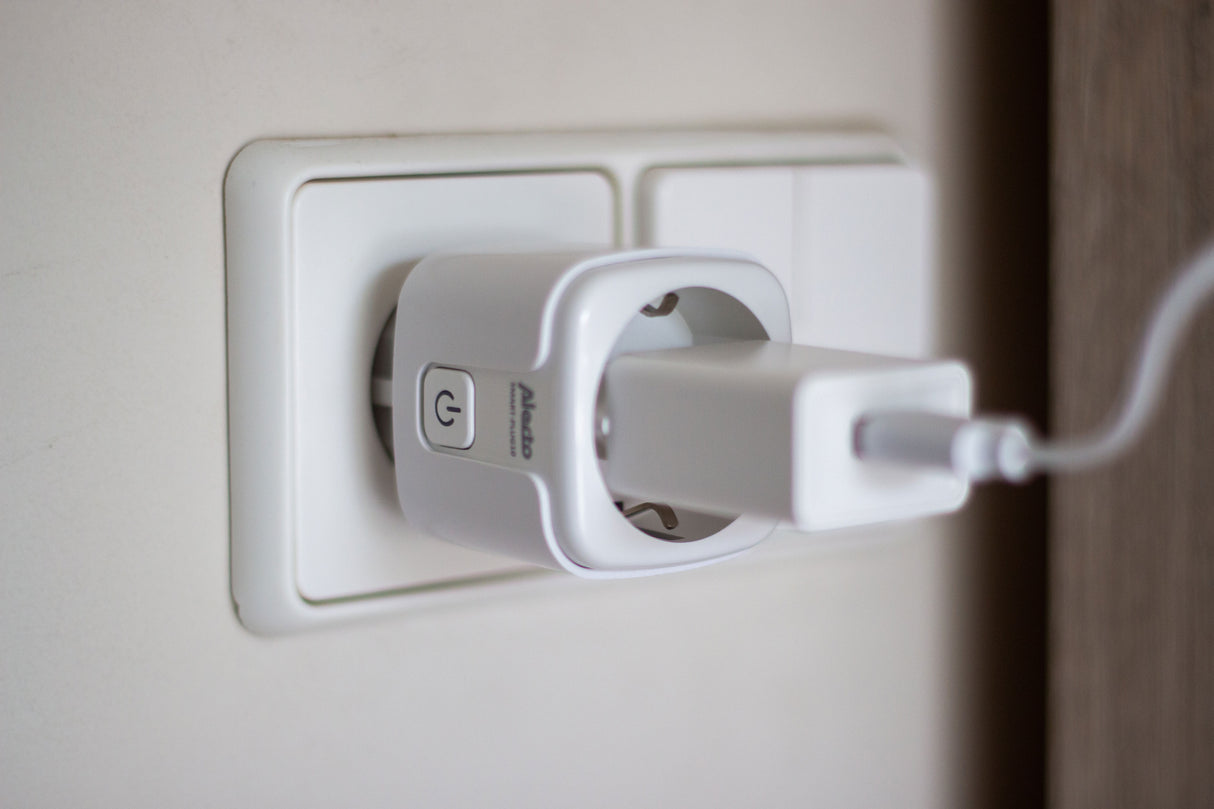 1460219|SMART-PLUG10 2
